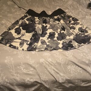 Floral Black and White Women's Express Skirt